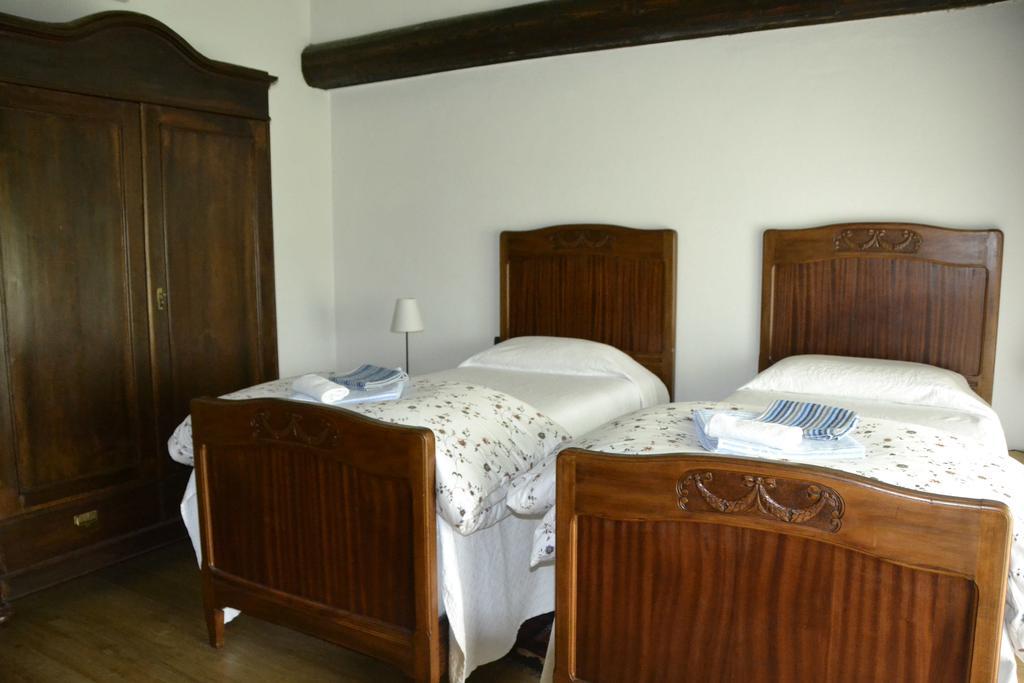 Agriturismo La Pieve Dogliani Rom bilde