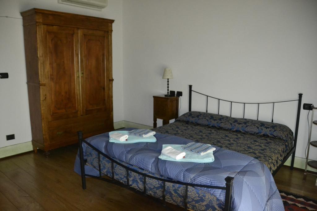 Agriturismo La Pieve Dogliani Rom bilde