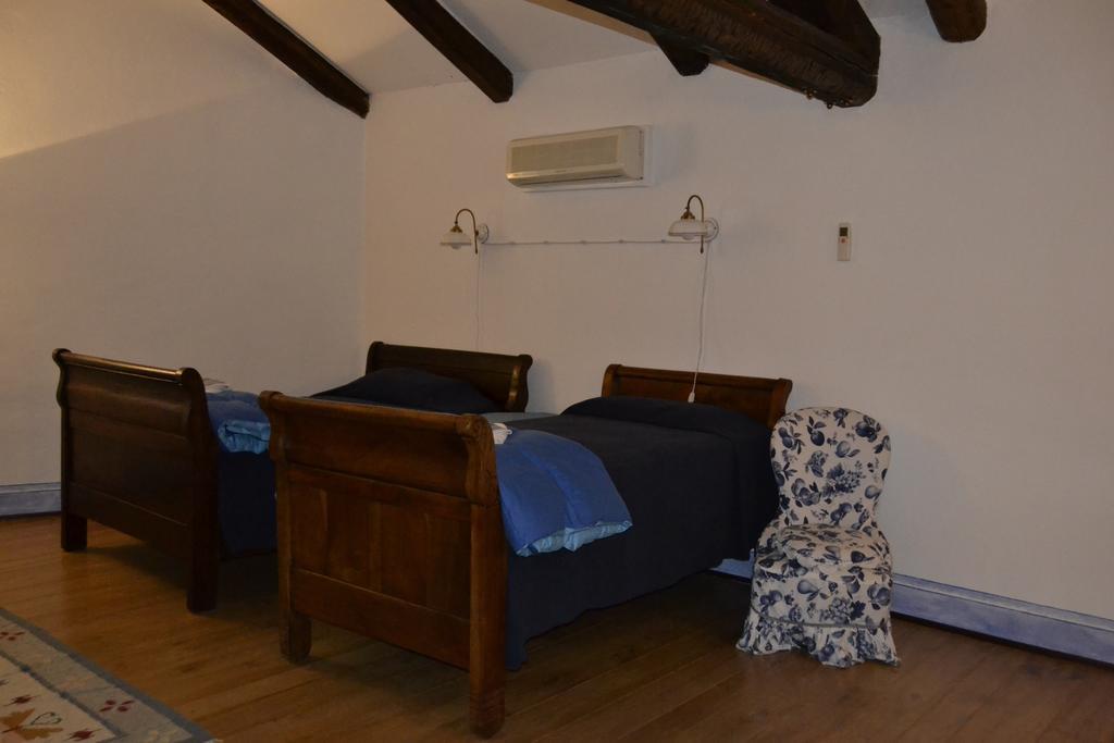 Agriturismo La Pieve Dogliani Rom bilde